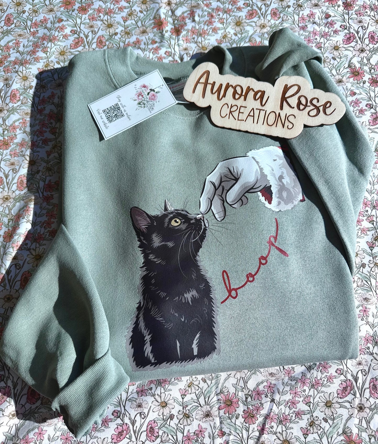 Santa w/ Kitty Boop Sweatshirt