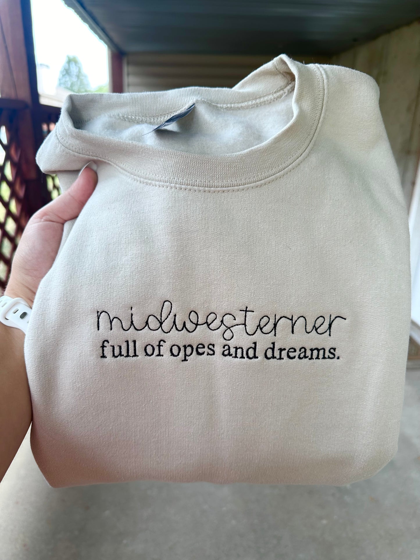 Midwesterner Embroidered Sweatshirt